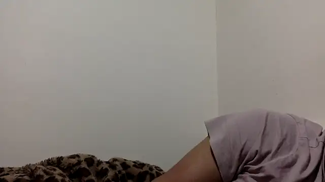 Snapshot of CoolBiDude chatting on 02-14-26, 02:17 CoolBiDude online show from 02-14-26, 02:17
