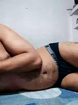 Snapshot of Akku07_07 chatting on 03-02-25, 06:46 Akku07 07 online show from 03-02-25, 06:46