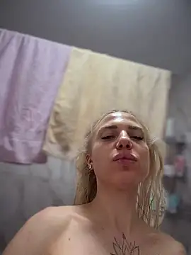 Snapshot of pinkstar_ chatting on 05-16-26, 05:39 pinkstar online show from 05-16-26, 05:39