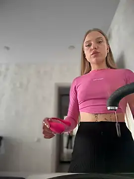 pinkstar  online show from 02-17-25, 06:09