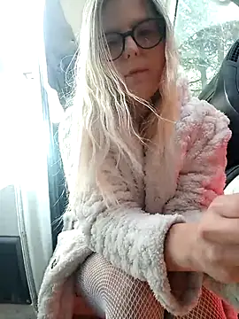 dolcehelena993 online show from 11-13-25, 11:14