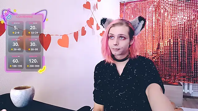 Snapshot of Littlepinkcat chatting on 02-23-26, 12:12 Littlepinkcat online show from 02-23-26, 12:12