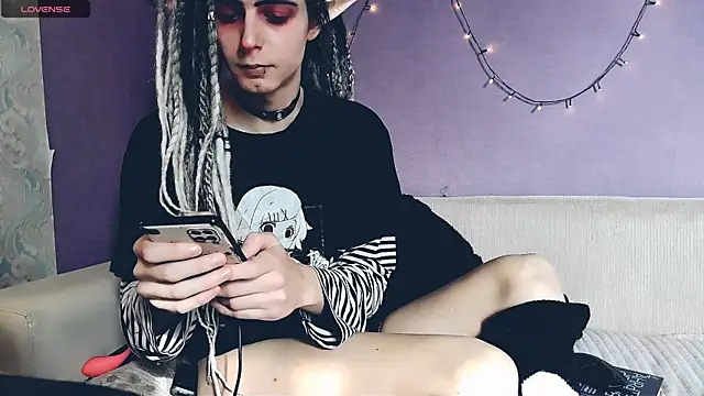 Littlepinkcat online show from 03-06-25, 08:09