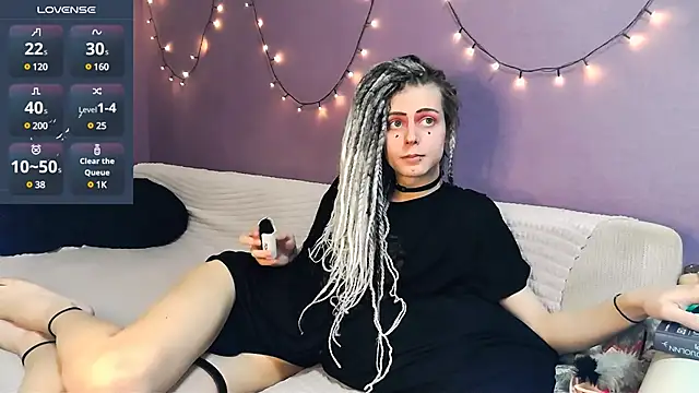 Littlepinkcat online show from 03-09-25, 06:11