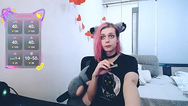 Littlepinkcat online show from 03-03-26, 09:44