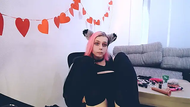 Snapshot of Littlepinkcat chatting on 02-26-26, 11:43 Littlepinkcat online show from 02-26-26, 11:43