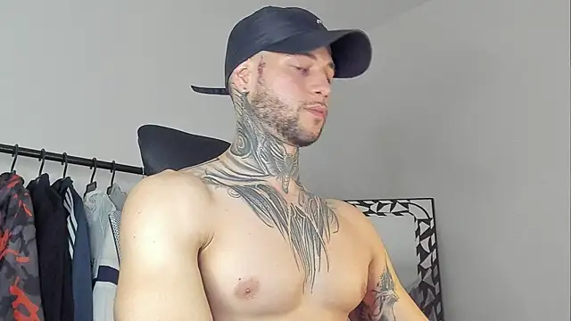  jamesleandros1 online show from 11-04-25, 01:53