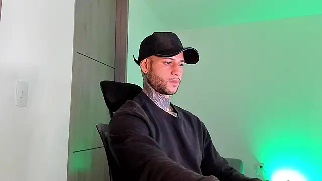  jamesleandros1 online show from 03-23-26, 02:11