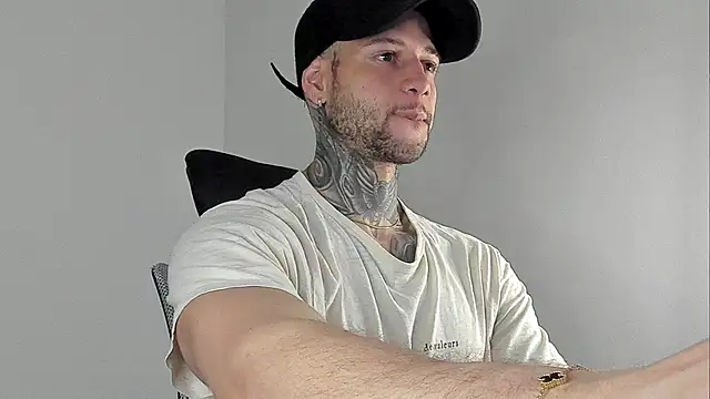  jamesleandros1 online show from 09-27-25, 04:40