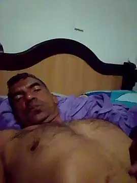 Snapshot of Daddy1972 chatting on 03-21-26, 11:41 Daddy1972 online show from 03-21-26, 11:41