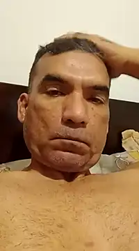 Snapshot of Daddy1972 chatting on 02-13-25, 01:08 Daddy1972 online show from 02-13-25, 01:08