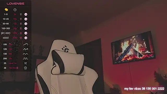 Snapshot of Juliette_Sunshine chatting on 02-06-26, 11:12 Juliette Sunshine online show from 02-06-26, 11:12