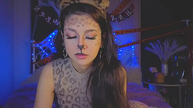 Funny Bunny online show from 11-02-25, 01:21