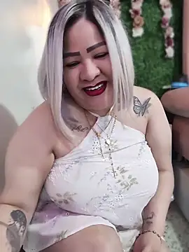 Dalessa Bigtits online show from 06-20-26, 09:42