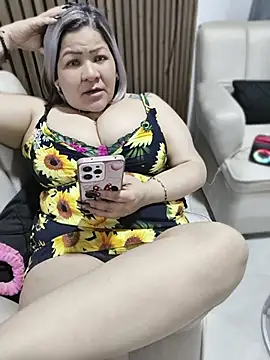 Dalessa Bigtits online show from 07-06-26, 12:50