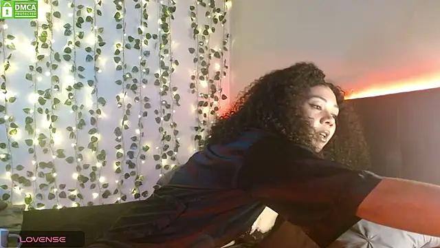 Snapshot of LotusFemme22 chatting on 02-22-26, 04:37 LotusFemme22 online show from 02-22-26, 04:37