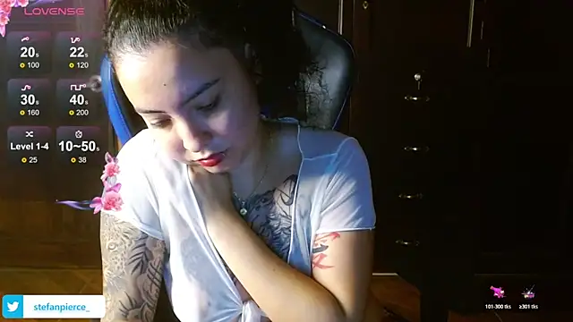 jaydensalvatore  online show from 12-20-25, 10:56