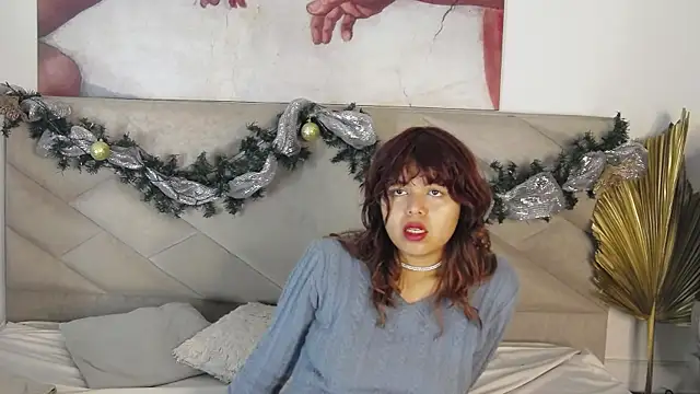 SabinaMerchetti online show from 11-30-25, 02:12