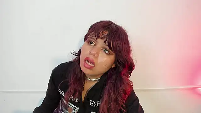 SabinaMerchetti online show from 11-18-25, 02:49