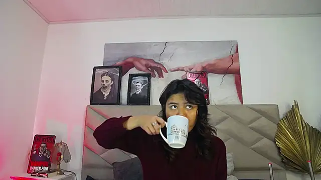 SabinaMerchetti online show from 10-19-25, 02:47