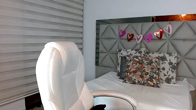 nana levy online show from 02-15-25, 03:42