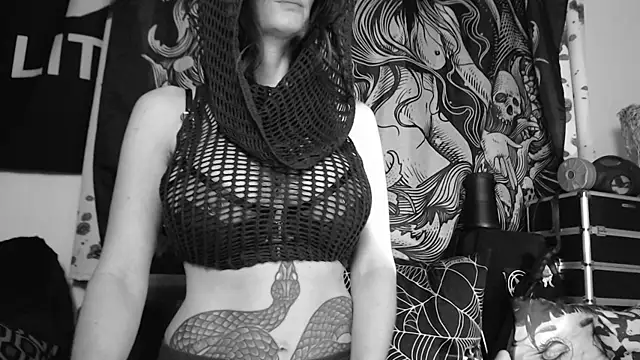 Silentmary online show from 04-10-26, 02:07