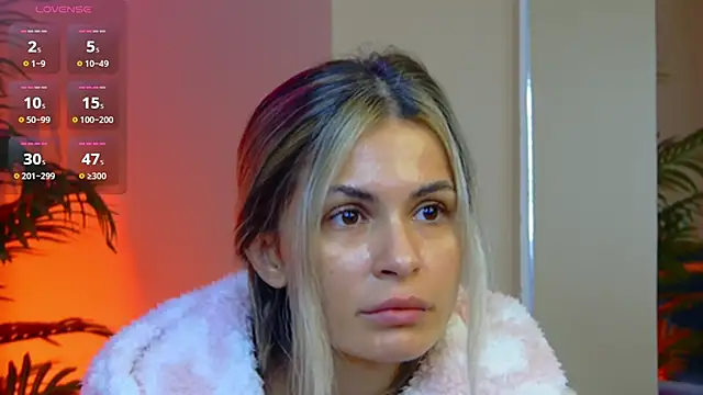 Avril Cyrus online show from 11-11-25, 06:52