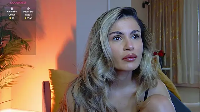 Avril Cyrus online show from 01-13-26, 08:07