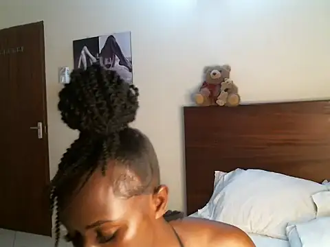Snapshot of pay_tience chatting on 09-29-25, 01:56 pay tience online show from 09-29-25, 01:56