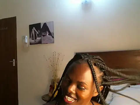 Snapshot of pay_tience chatting on 09-10-25, 02:43 pay tience online show from 09-10-25, 02:43