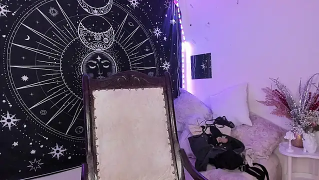 Eva Lee  online show from 02-18-26, 08:55