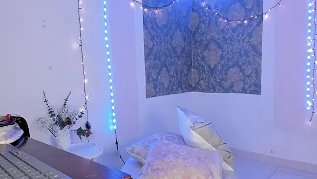 Eva Lee  online show from 03-26-26, 09:29