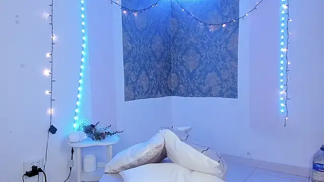 Eva Lee  online show from 04-19-26, 10:05