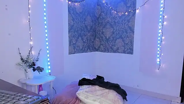 Eva Lee  online show from 03-29-26, 09:33