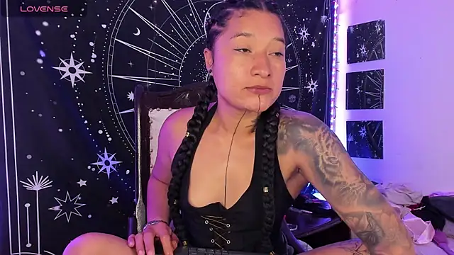 Snapshot of Eva_Lee_ chatting on 10-10-25, 07:42 Eva Lee online show from 10-10-25, 07:42