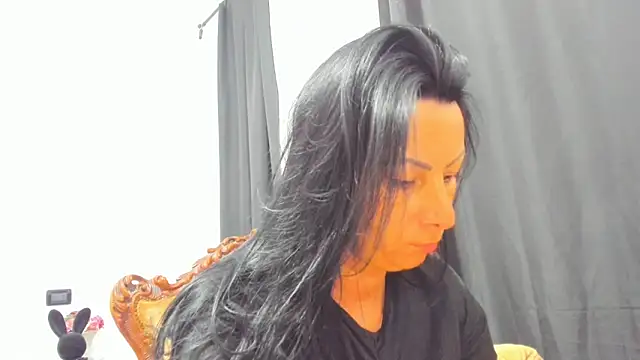 annawow69 online show from 06-11-26, 07:22