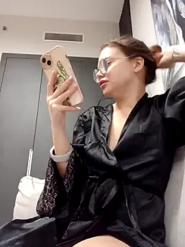 lovebellagrey online show from 12-05-24, 05:23