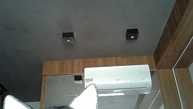 Skinny-Kitten online show from 10-03-25, 12:17