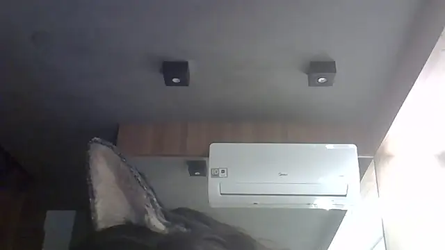 Skinny-Kitten online show from 02-13-26, 01:11