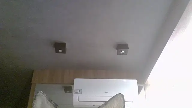 Skinny-Kitten online show from 01-10-26, 11:22