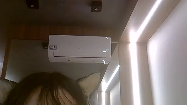 Snapshot of Skinny-Kitten chatting on 07-26-26, 05:03 Skinny-Kitten online show from 07-26-26, 05:03
