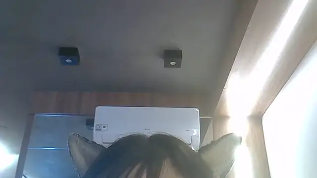 Snapshot of Skinny-Kitten chatting on 06-19-26, 12:22 Skinny-Kitten online show from 06-19-26, 12:22