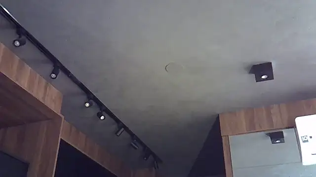 Skinny-Kitten online show from 11-14-25, 02:37