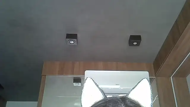 Skinny-Kitten online show from 10-26-25, 06:52