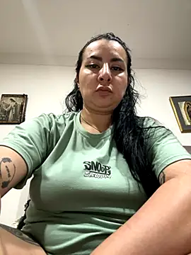 Abril Luv online show from 11-14-25, 01:42