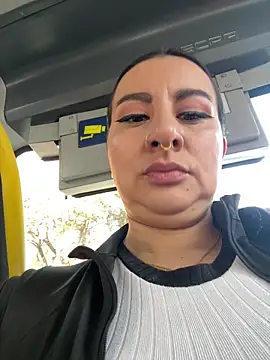 Abril Luv online show from 03-04-26, 12:13