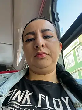 Abril Luv online show from 02-09-26, 12:14