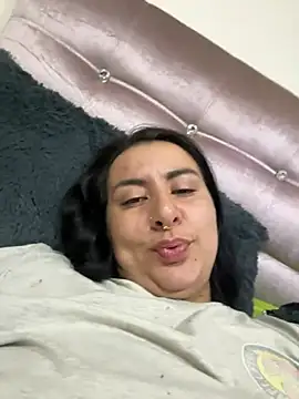 Abril Luv online show from 03-10-26, 01:09