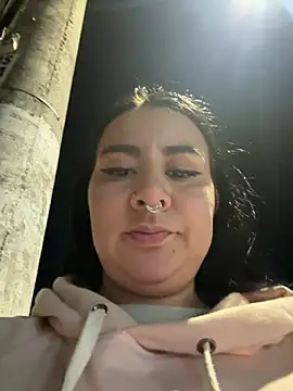 Abril Luv online show from 07-04-26, 01:23