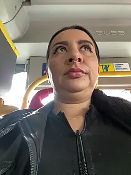 Abril Luv online show from 03-13-26, 12:21